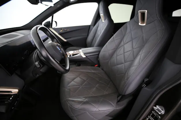 BMW iX xDrive50
