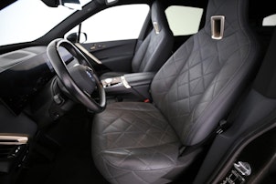 Vehicle image BMW iX xDrive50