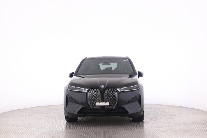 Vehicle image BMW iX