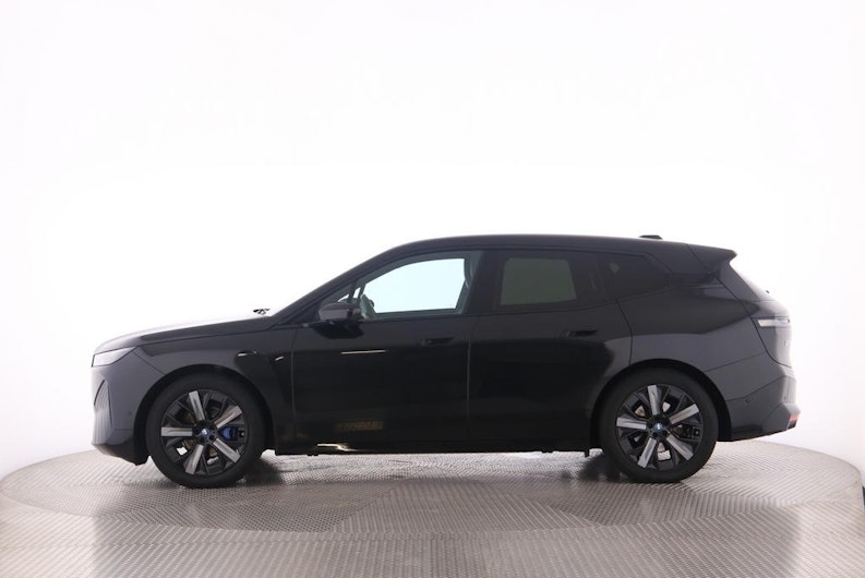 Vehicle image BMW iX