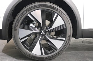 Vehicle image MITSUBISHI Grandis 1.8 HEV Instyle