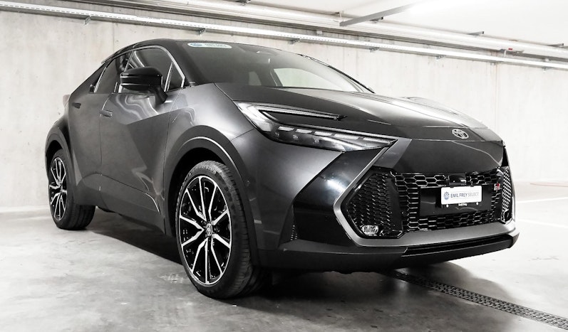 Vehicle image TOYOTA C-HR