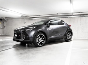 Vehicle image TOYOTA C-HR 2.0 PHEV GR Sport Premiere