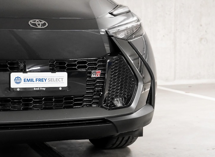 Vehicle image TOYOTA C-HR