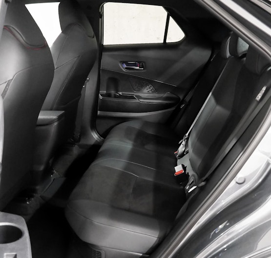 Vehicle image TOYOTA C-HR