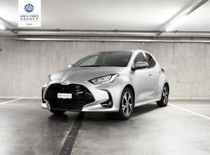 Vehicle image TOYOTA Yaris 1.5 VVT-i HSD Trend