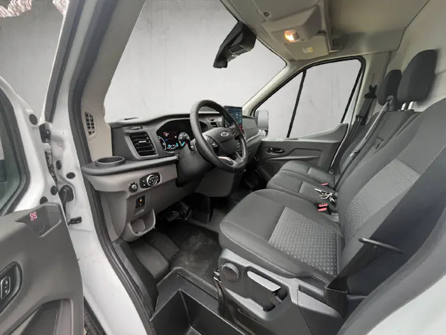 Ford E-Transit Van 350 L2H2 67kWh Trend