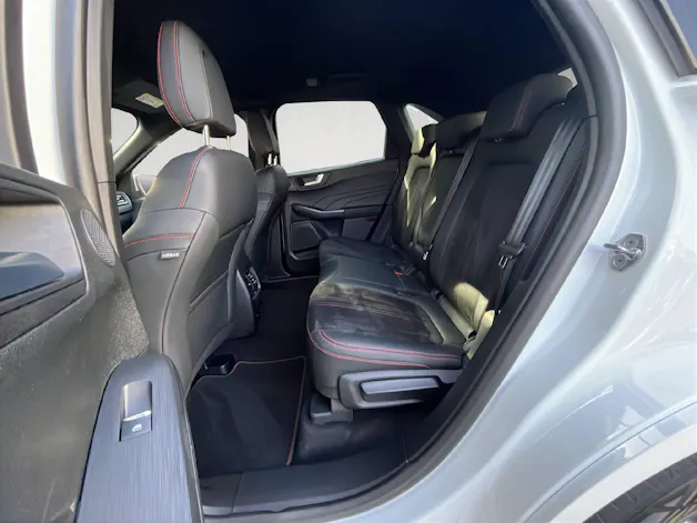 Ford Kuga 2.5 Hybrid ST-Line X