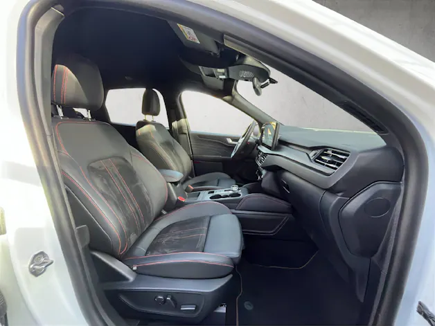Ford Kuga 2.5 Hybrid ST-Line X