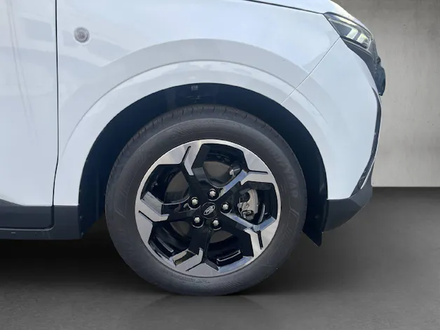 Ford E-Tourneo Courier Titanium