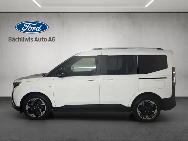 Ford E-Tourneo Courier Titanium