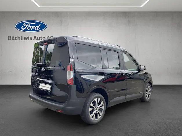Ford Tourneo Courier 1.0 EcoBoost Titanium