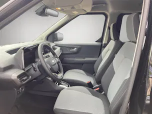 Ford Tourneo Courier 1.0 EcoBoost Titanium