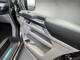Ford E-Tourneo C Bus 340 L1 Active