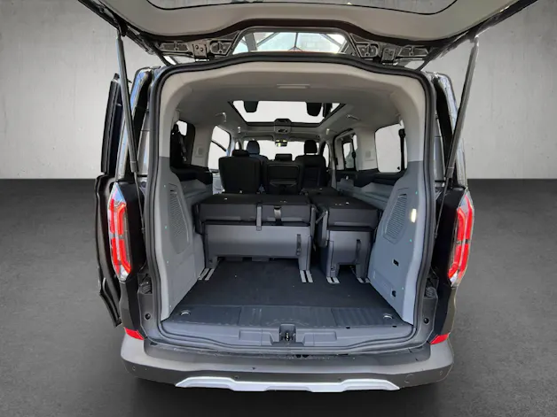 Ford E-Tourneo C Bus 340 L1 Active