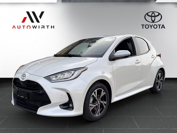 First vehicle image First vehicle image