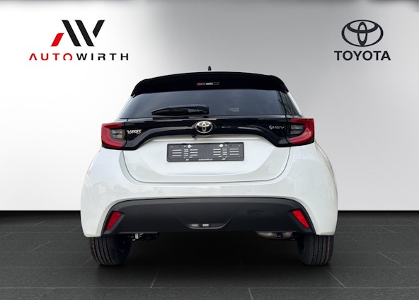 Vehicle image 5 Vehicle image 5