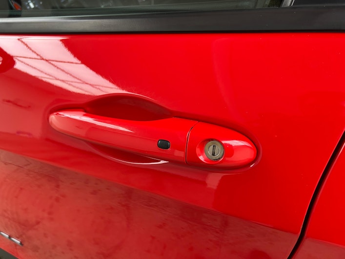 immagine del veicolo JEEP CHEROKEE