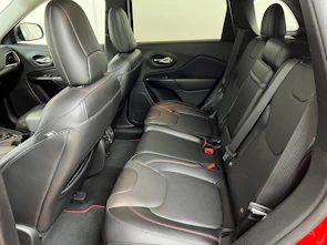 Fahrzeugbild JEEP Cherokee 2.0 T Trailhawk AWD / ab 3,99% Leasing bei Abschluss einer Protect Autoversicherung