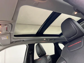 Fahrzeugbild JEEP Cherokee 2.0 T Trailhawk AWD / ab 3,99% Leasing bei Abschluss einer Protect Autoversicherung