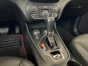 Fahrzeugbild JEEP Cherokee 2.0 T Trailhawk AWD / ab 3,99% Leasing bei Abschluss einer Protect Autoversicherung