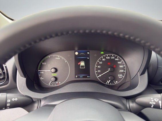 Vehicle image 10 Vehicle image 10