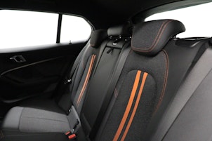 Vehicle image BMW 120i SDKG