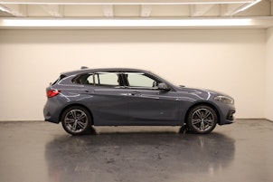 Vehicle image BMW 120i SDKG