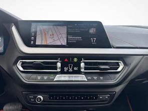 Fahrzeugbild BMW 120i SDKG