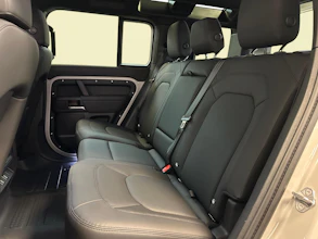 https://vehicle.imgix.net/4085029/58f7d032-3ba9-46ed-8ce5-9eb432175b6b.jpg
