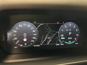 Land Rover Defender 110 2.0 P300e X-Dynamic SE