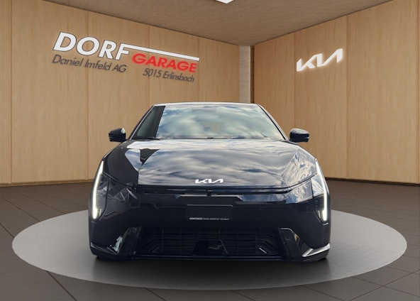 Vehicle image 4 Vehicle image 4