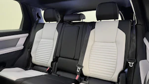 Fahrzeugbild LAND ROVER Discovery Sport 1.5 T 270e Landmark