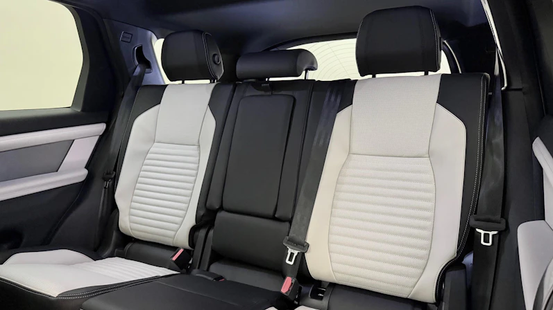 Fahrzeugbild LAND ROVER DISCOVERY SPORT
