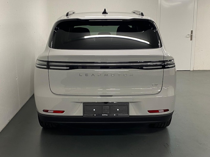 Vehicle image LEAPMOTOR C10