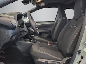 Fahrzeugbild TOYOTA Aygo X 1.5 VVT-i HSD Trend