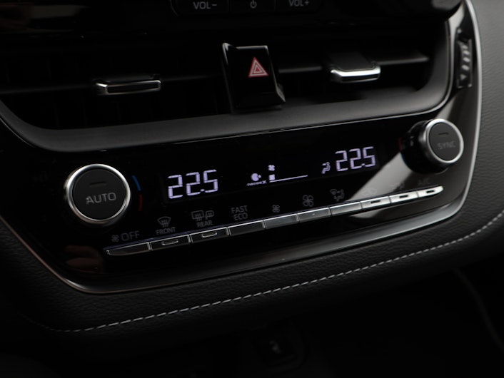 Vehicle image TOYOTA COROLLA