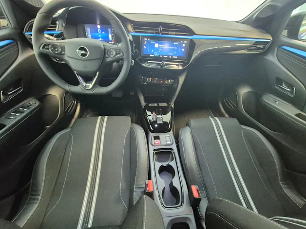 Opel Corsa 1.2 T Hybrid Sporthilfe