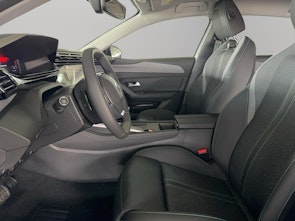 Vehicle image PEUGEOT 308 1.2 Hybrid Allure