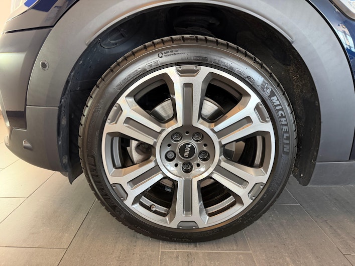 Vehicle image MINI COUNTRYMAN