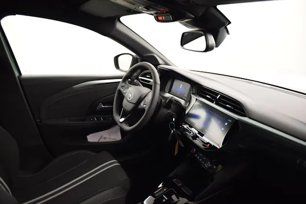 Opel Corsa 1.2 T Hybrid Sporthilfe