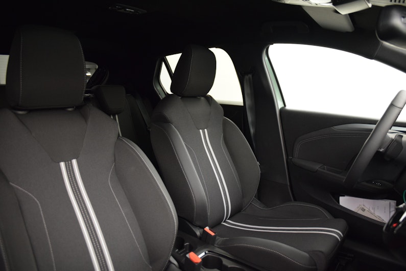 Vehicle image OPEL CORSA