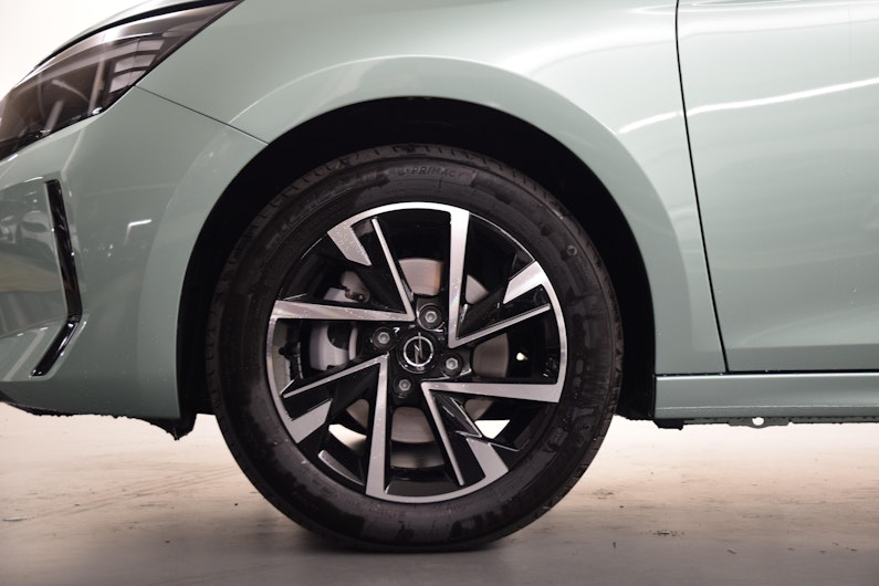 Vehicle image OPEL CORSA