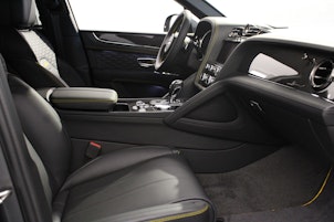 Vehicle image BENTLEY Bentayga 4.0 V8 Speed