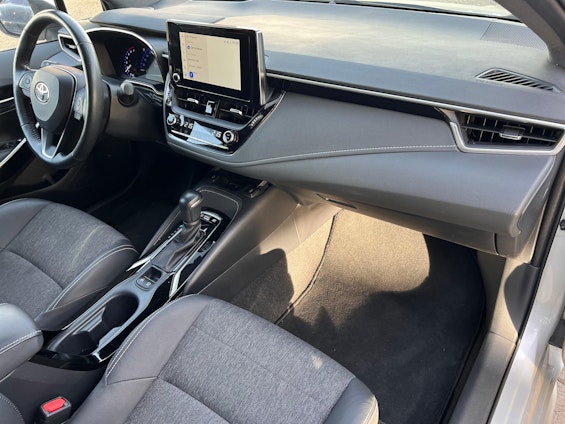 Vehicle image 12 Vehicle image 12