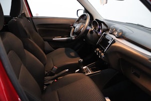 Vehicle image SUZUKI Swift 1.2 Compact Top Hybrid 4x4