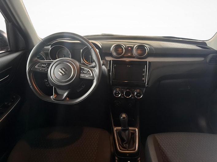 Vehicle image SUZUKI SWIFT