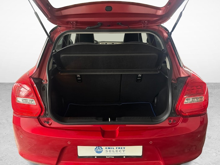 Vehicle image SUZUKI SWIFT