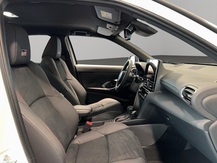 Vehicle image TOYOTA YARIS CROSS