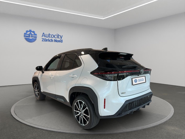 Vehicle image TOYOTA YARIS CROSS